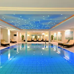 Otel Maritim, Dresden